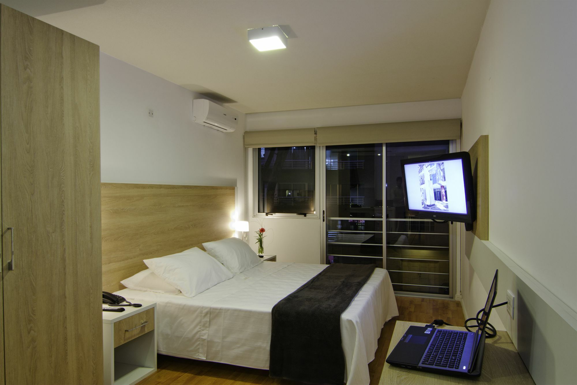 Massini Suites Montevideo Dış mekan fotoğraf